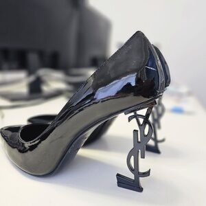 Yves Saint Laurent Glossy Black Heels with Iconic Logo